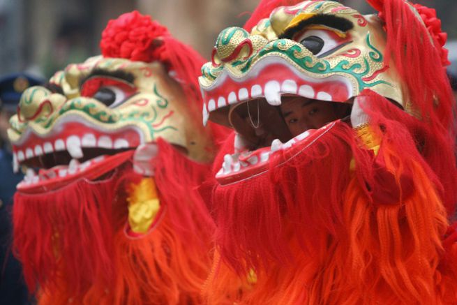 Danza cinese da cui si ispira l'utilizzo del rosso a capodanno
