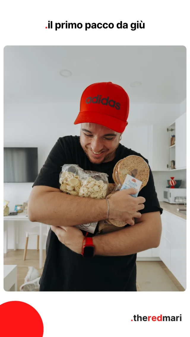 Dalla Puglia a Gran Canaria: il primo pacco da giù non si scorda mai 📦

#grancanaria #expat #expatlife #laspalmasdegrancanaria #isolecanarie